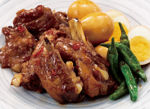 スペアリブとゆで卵の梅酒煮