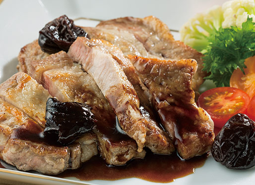 豚ロースのプルーンしょうゆソース